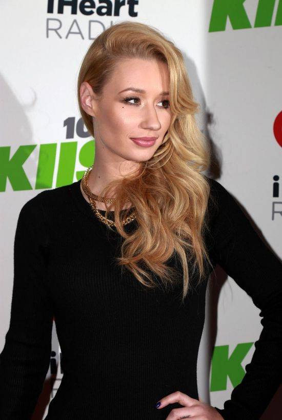 Iggy Azalea zoperowała nos i podbródek