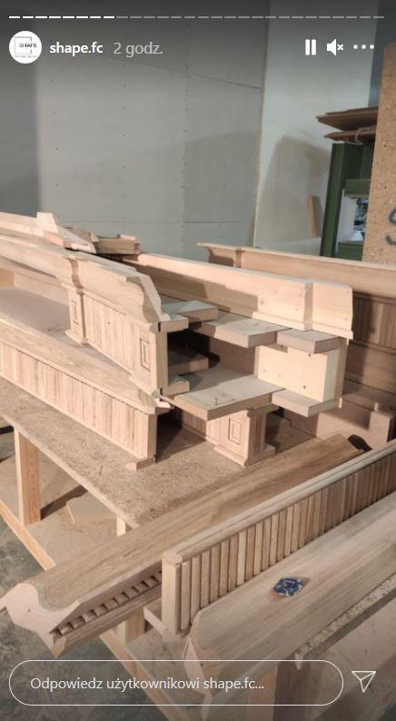 Garderoba Mariny Łuczenko, fot. shape.fc