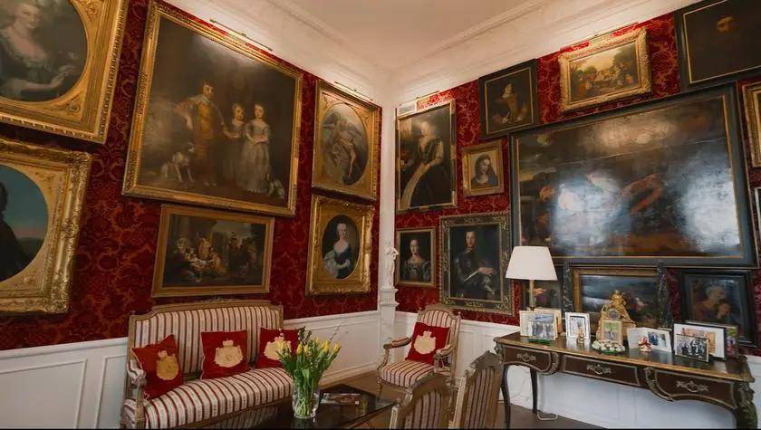 Książę Lubomirski wystroił pałac na Wielkanoc, fot. TVN