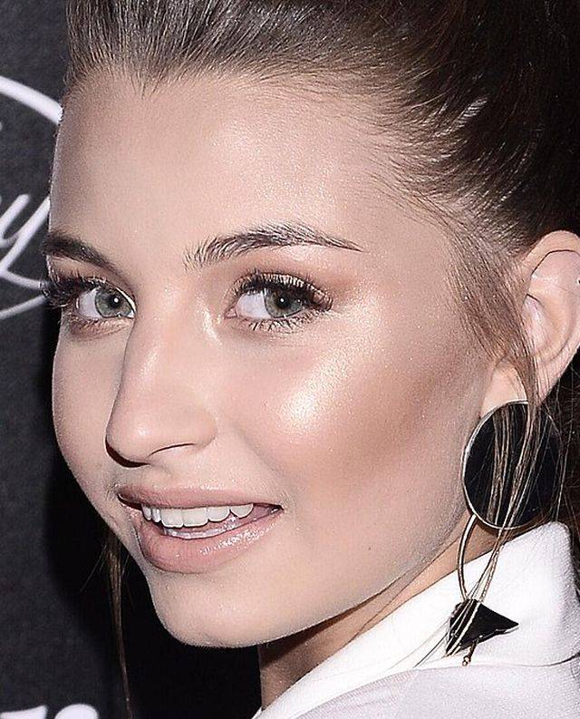 ZOOM na twarz Julii Wieniawy