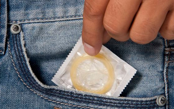 Co to jest stealthing? O tym szokującym zjawisku mówi się coraz głośniej