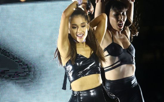 Jaki rozmiar stanika noszą gwiazdy?