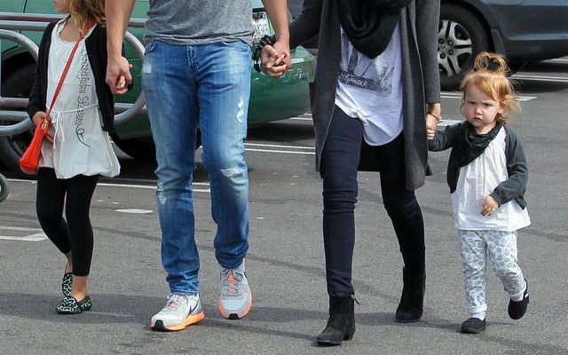 Jessica Alba z rodziną na zakupach