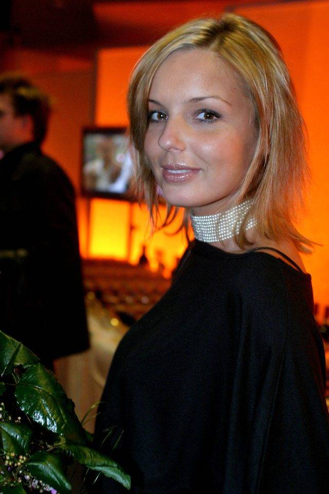 Agnieszka Włodarczyk na początku kariery jako blondynka