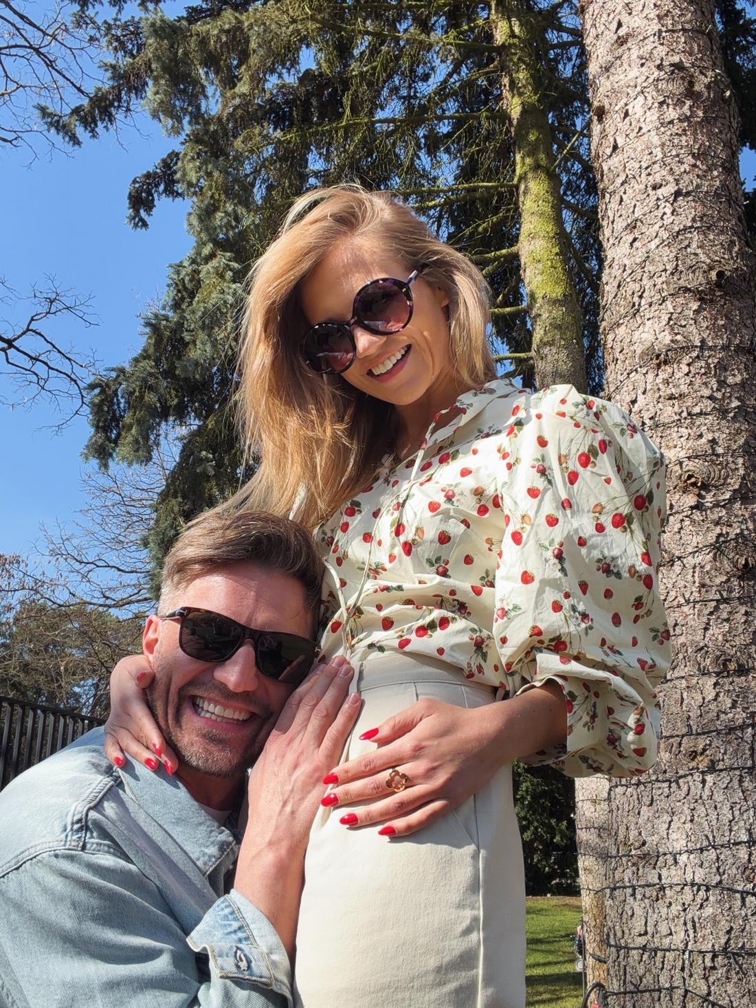 Agnieszka Kaczorowska i Marcin Rogacewicz zaskoczyli sugestywnym zdjęciem, fot. Instagram