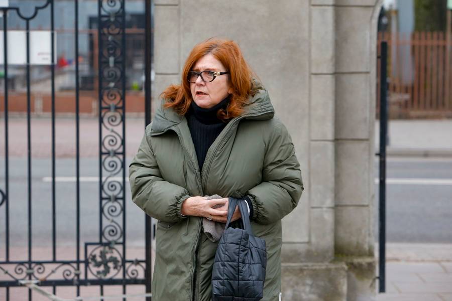 Pogrzeb Barbary Rylskiej. Aktorka spoczęła w rodzinnym grobie, Ewa Ziętek przemówiła na mszy (ZDJĘCIA)