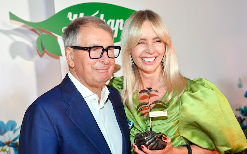 Podoba Ci się Agnieszka Woźniak-Starak w tej sukience?