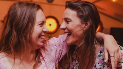 Polska aktywistka zostanie mamą. Jej partnerka jest w ciąży. Pokazała brzuszek