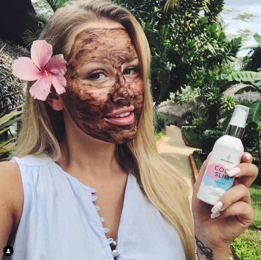 Andziaks ma dziś miliony fanów i uwielbia chwalić się luksusem. A co wrzucała na Instagram 12 lat temu? (FOTO)