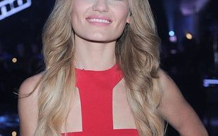 Marika – z chłopczycy w damę (FOTO)