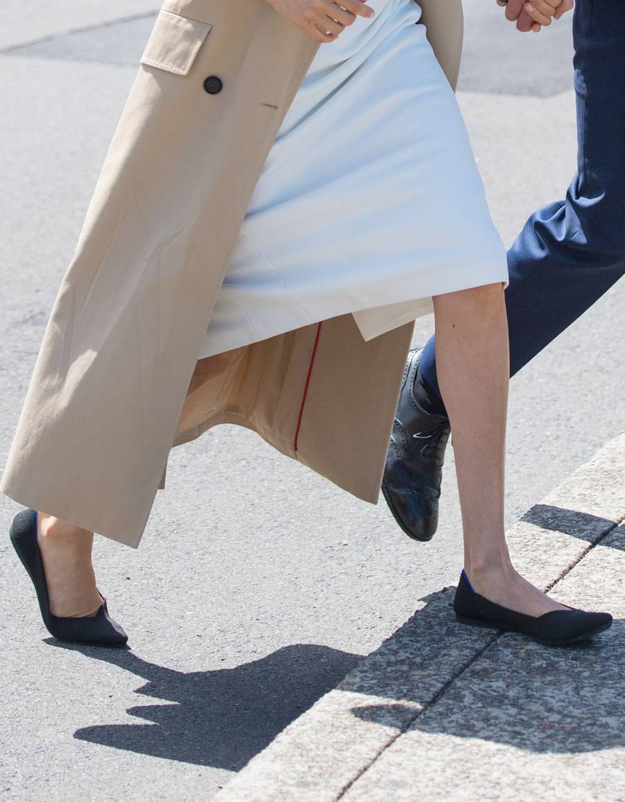 Oto TAJEMNICA ukryta w butach Meghan Markle