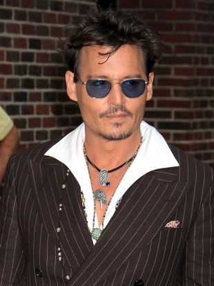 ffn-depp-johnny-ggff-062513-51139601-R1