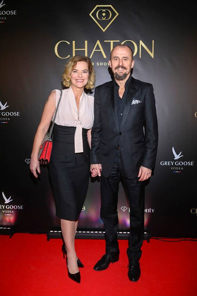 Gwiazdy wdzięczą się na otwarciu ekskluzywnego klubu. Magdalena Schejbal, Marta Krupa, Karolina Pisarek-Salla i Roger Salla,