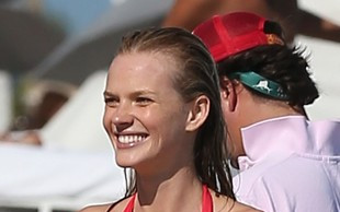 Była dziewczyna Adama Levine’a w znakomitej formie (FOTO)