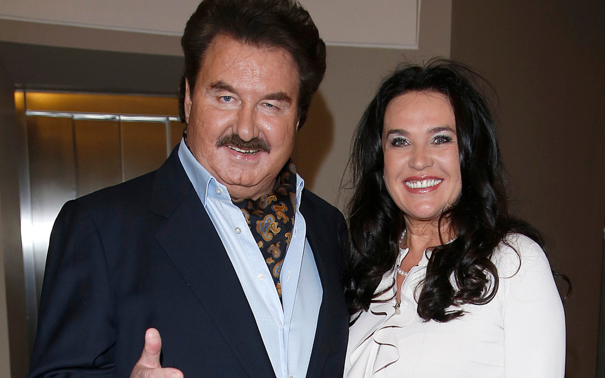 Tak wyglądały ostatnie chwile Krzysztofa Krawczyka: “Ewa nie może uwierzyć w to, co się stało”