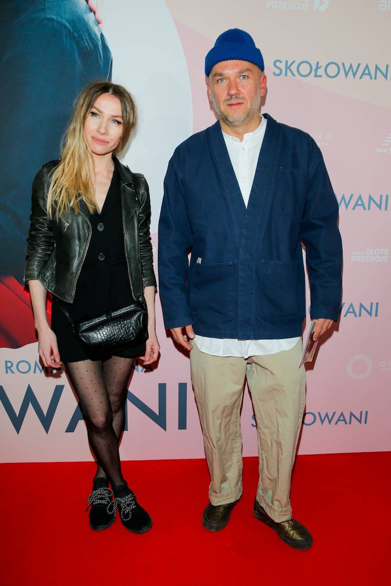 Premiera filmu “Skołowani”. Marianny Zydek całkiem odważnie, Agnieszka Grochowska dalej zachwyca, Markowska całuje się z Macierewiczem