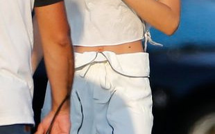 Gigi jest ZAŁAMANA! Zayn ZDRADZAŁ ją z fanką!