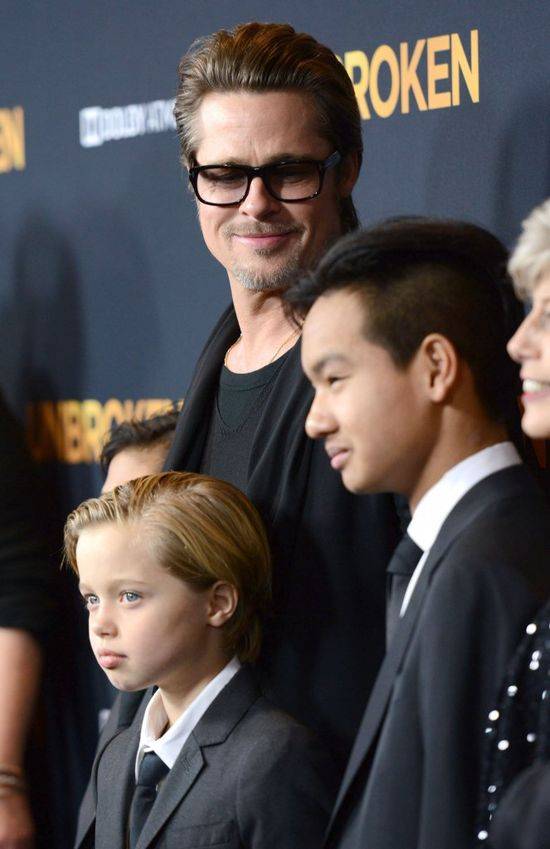 Brad Pitt z dziećmi na premierze Unbroken