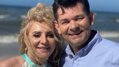 Po 37 latach zdjęcie Martyniuków wyciekło do sieci. Danuta piękna niczym miss