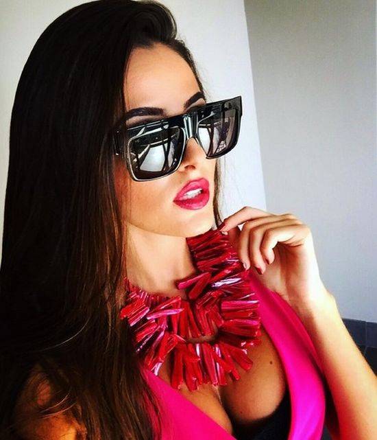 Selfie dziewczyny Grzegorza Krychowiaka, Celii Jaunat