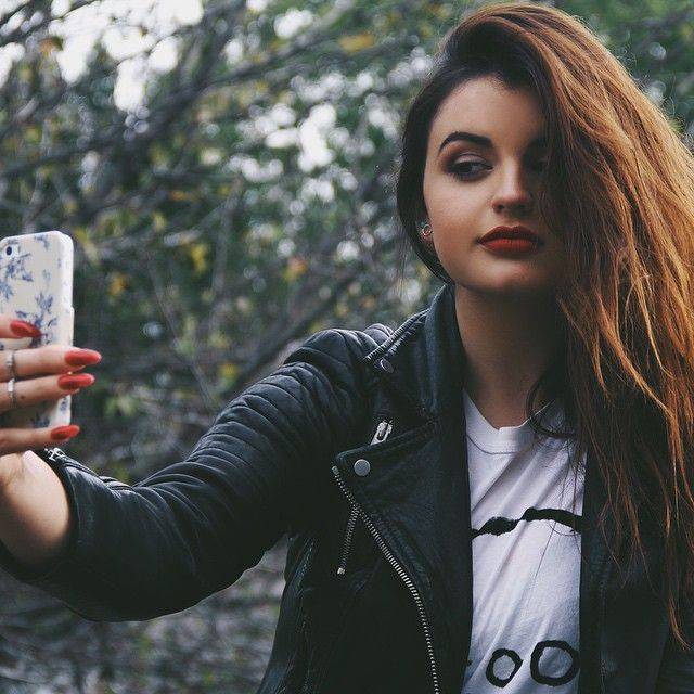 Rebecca Black – najgorsza piosenkarka YouTube zmienia wizerunek