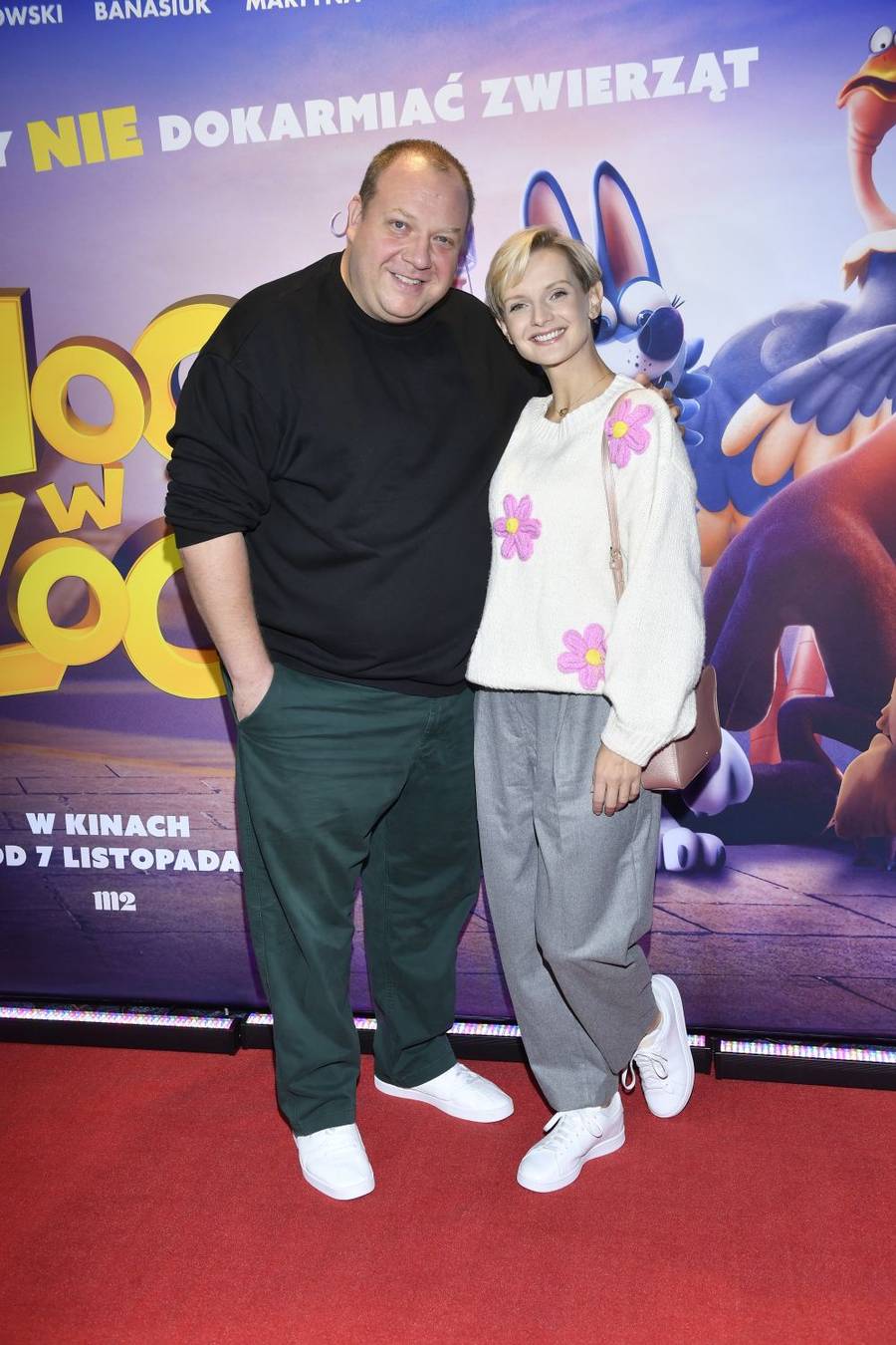 Gwiazdy na premierze filmu “Noc w ZOO”. Banasiuk z Boczarską, Hyży z rodziną, Marcela Leszczak… (FOTO)