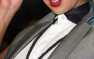 Amber Rose – samotny lans na pokazie mody (FOTO)