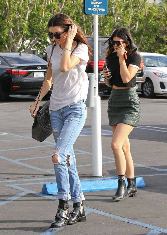 Siostry Jenner w drodze na lunch
