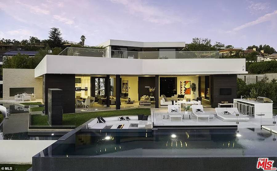 Beckhamowie WYNAJĘLI dla dzieci tę willę w Los Angeles. Miesięczny wynajem 25 tysięcy dolarów