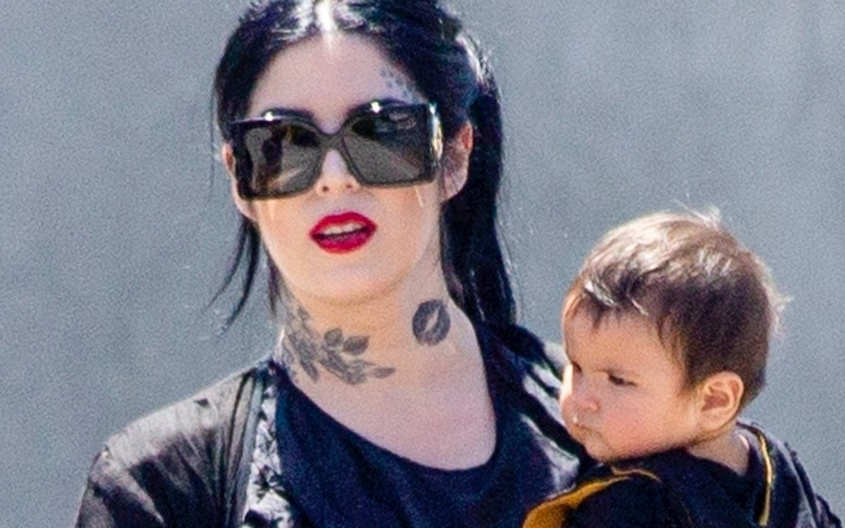 Czy Kat Von D powinna TAK ubierać swojego synka? (ZDJĘCIA)