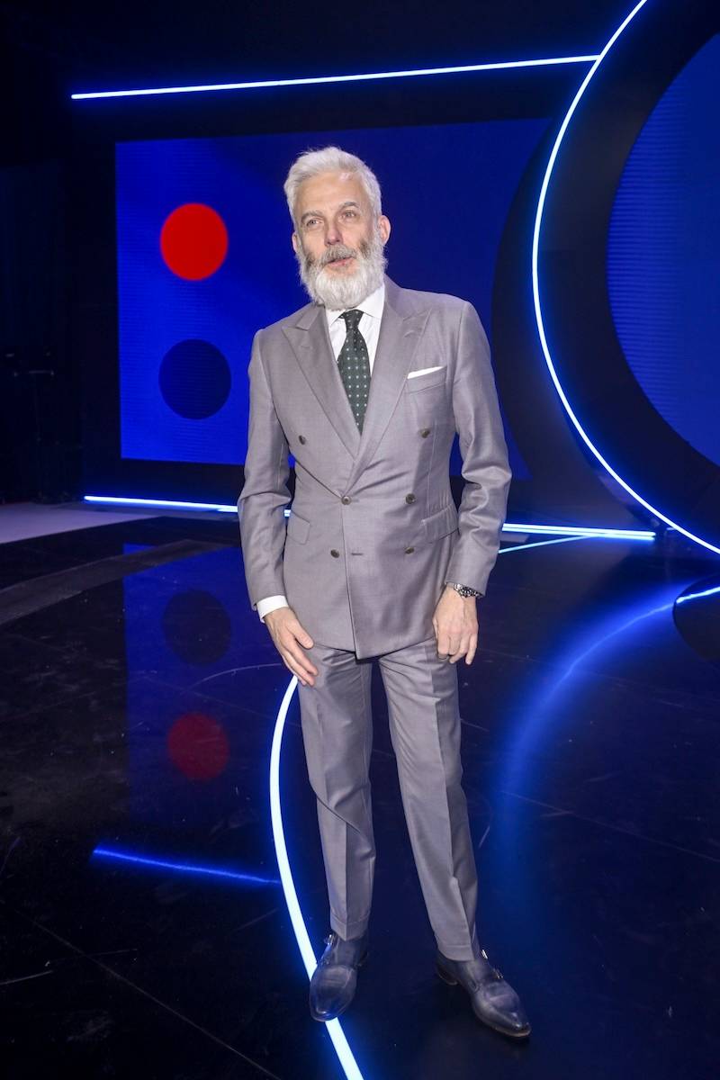 Wiosenna ramówka TVN. Sylwia Gliwa w “slip dress”, Wieniawa w jednej nogawce, Koroniewska kusi w mini