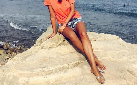 WOW! Do kogo należą te długie nogi?