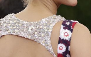 Jennifer Lawrence przeprosiła się z doczepami?