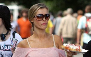 Joanna Krupa nie liczy kalorii (FOTO)