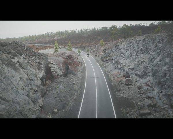 Doda w teledysku Nie pytaj mnie