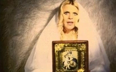 Marysia Sadowska pokazuje goły brzuszek [VIDEO]