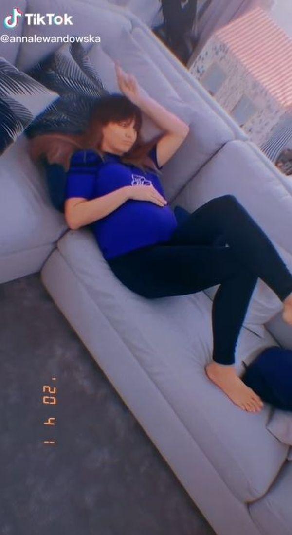 Anna Lewandowska z ciążowym brzuszkiem, Tik Tok