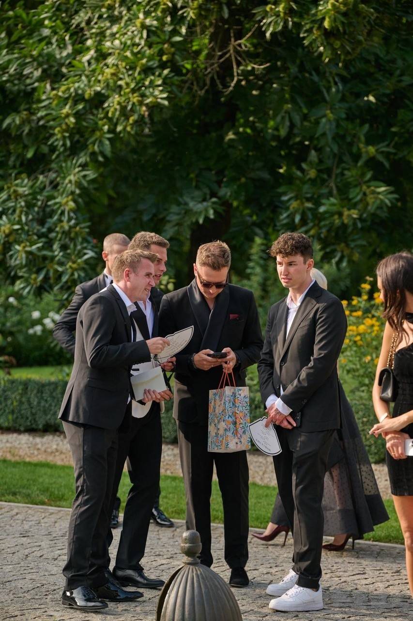 TYLKO U NAS! Gwiazdy balują na ślubie dentystki: Steczkowska, Janiak, Zdrójkowski, Dubiel, Jacyków, Kochanek, Wesołowski..