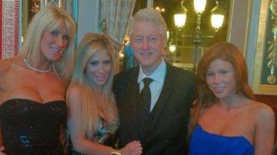 Bill Clinton pozuje z gwiazdami porno!