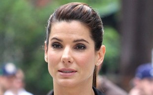 Sandra Bullock na trampolinie
