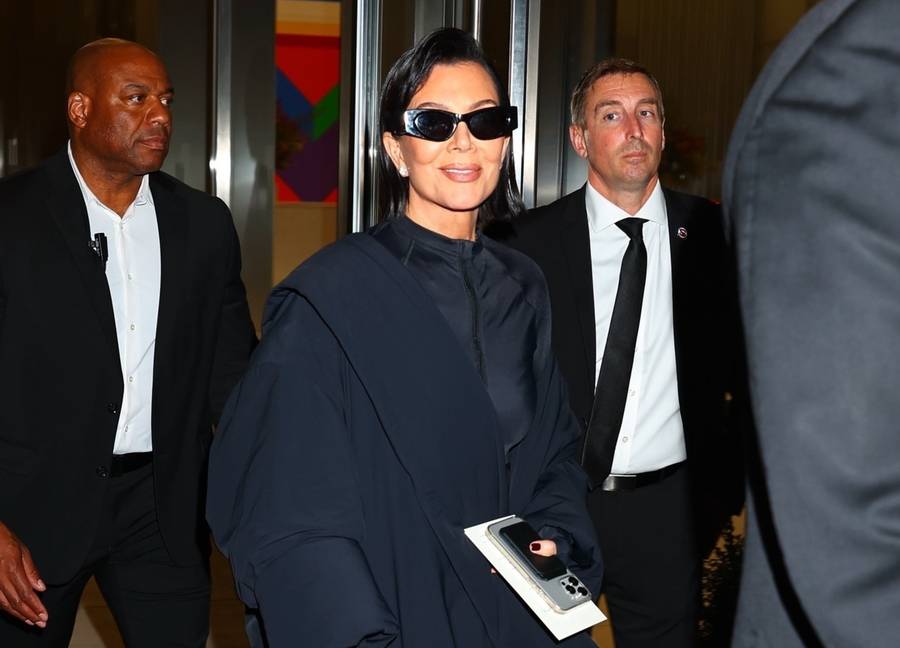 Kardashianki podbijają Nowy Jork! Mama i siostra wspierają Kim w jej wielkim dniu (FOTO)