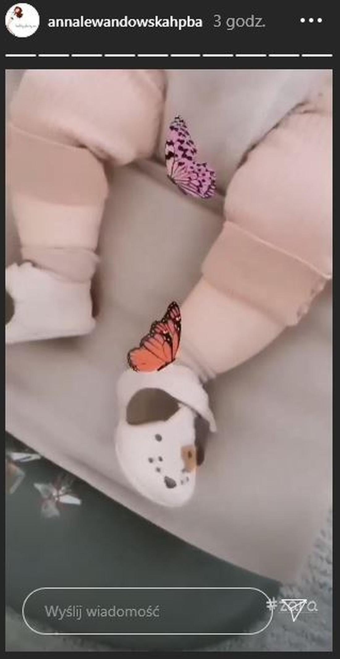 Laura Lewandowska w bucikach z Zary