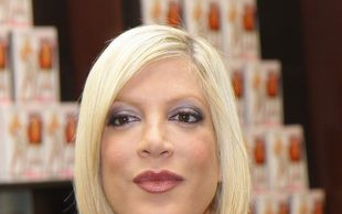 Tori Spelling przeklina przy dziecku