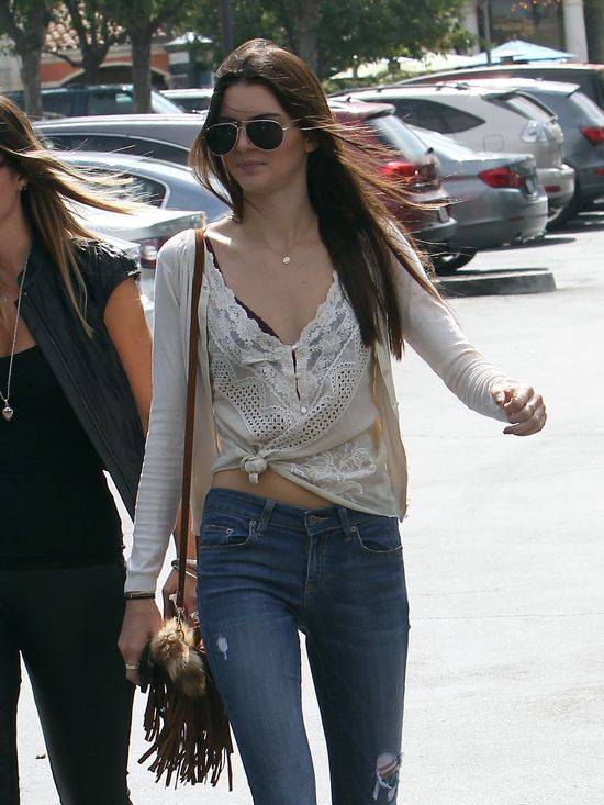 Siostry Jenner w drodze na lunch