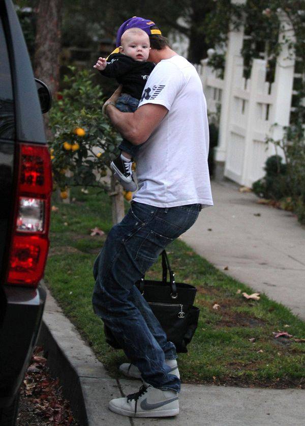 Fergie i Josh Duhamel opiekują się synkiem