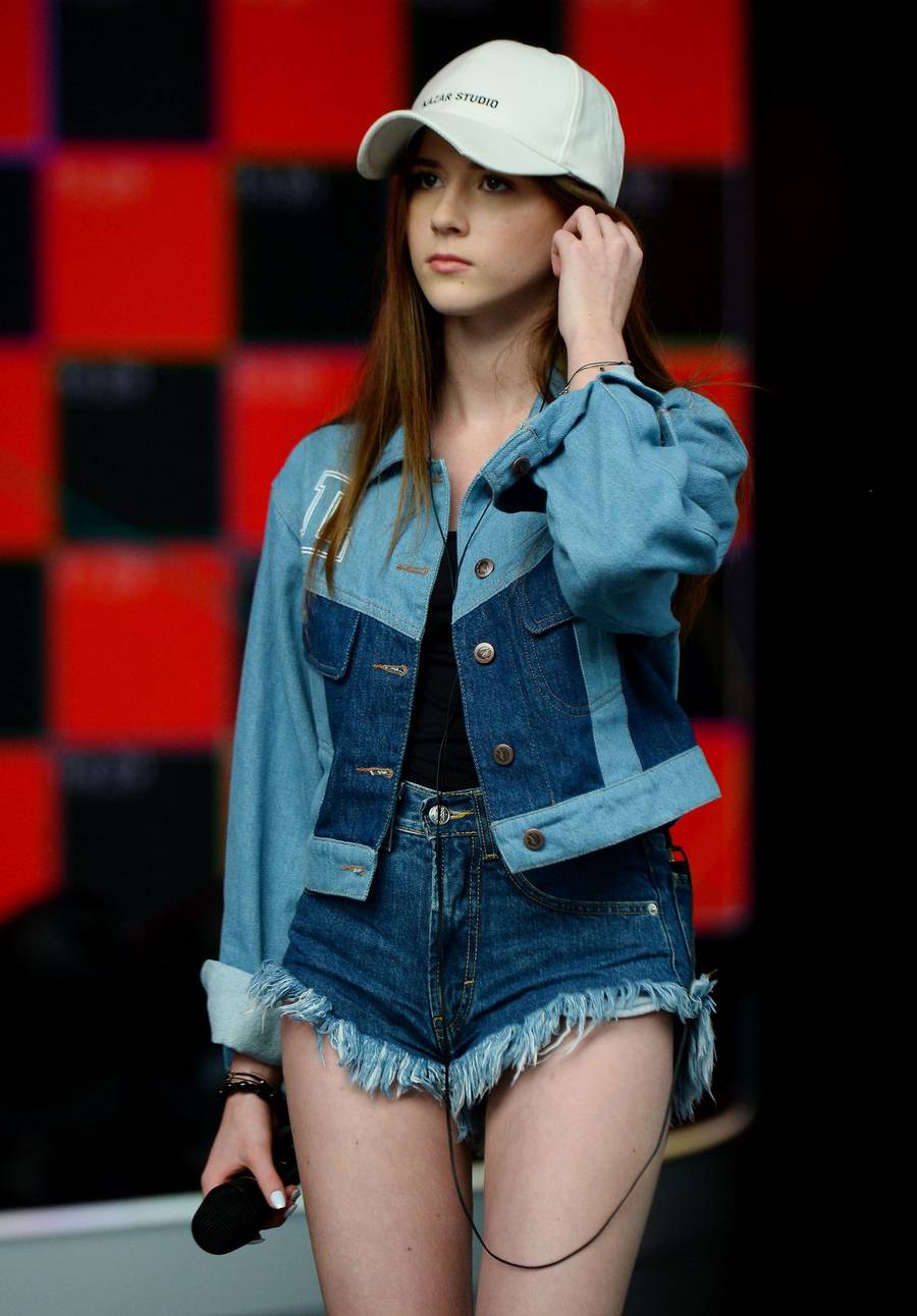 Roksana Węgiel na próbach przed występem na Festiwalu w Opolu