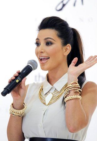 kim-kardashian-10-R1