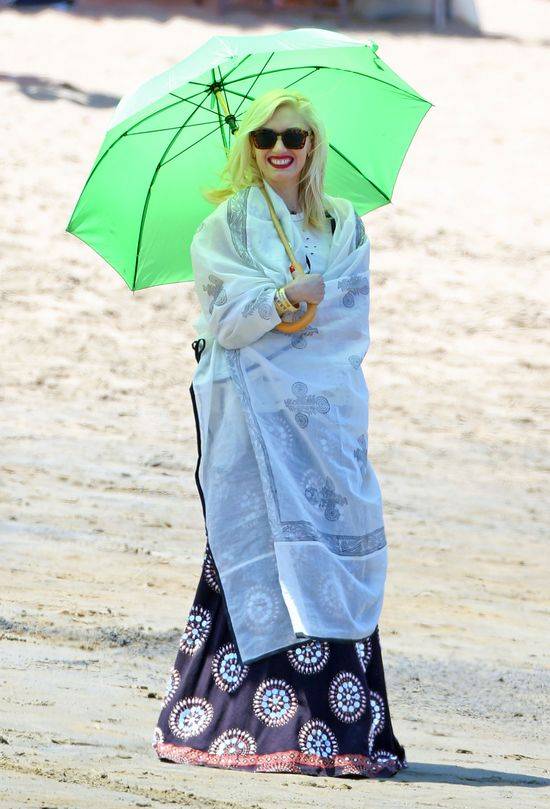Gwen Stefani ukrywa się przed słońcem
