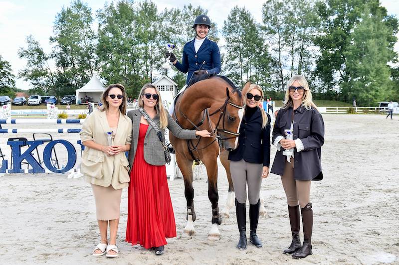 Gałkowo Masters 2022. Dawno niewidziany Piotr Kraśko, Agnieszka Woźniak-Starak w nieziemskiej stylizacji