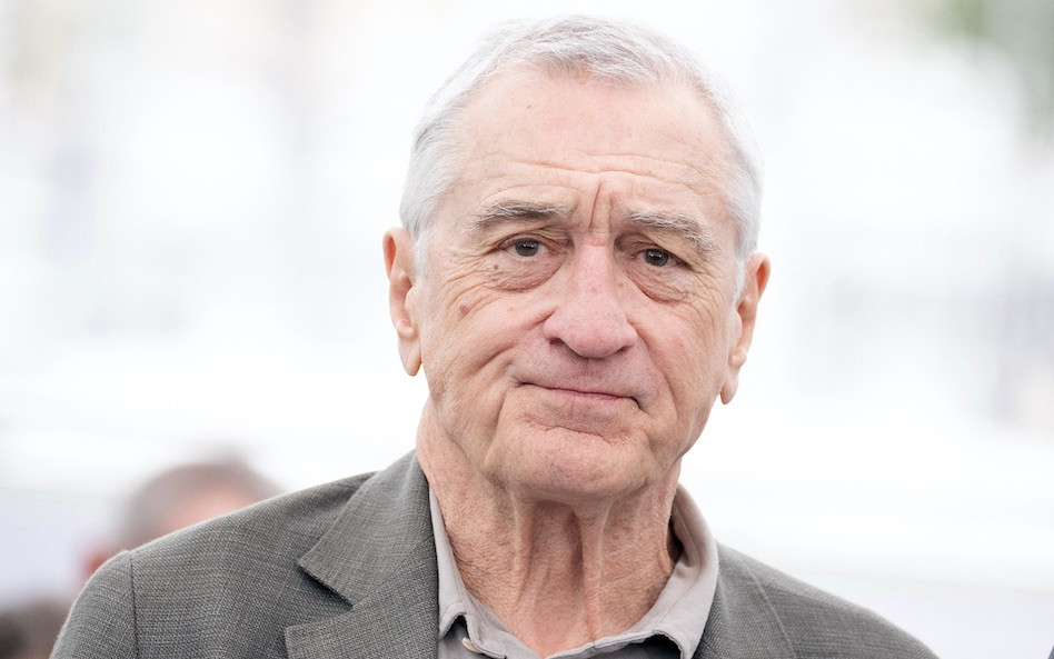 Robert De Niro walczy w sądzie o 5 milionów mil lotniczych, “Chcę je dla swoich dzieci”
